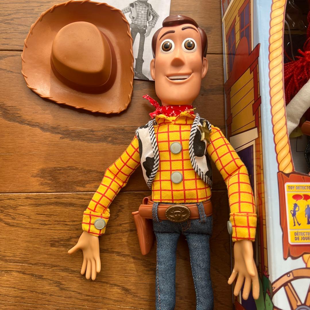 トイストーリー　ウッディ　ジェシー　バズ　3体セット