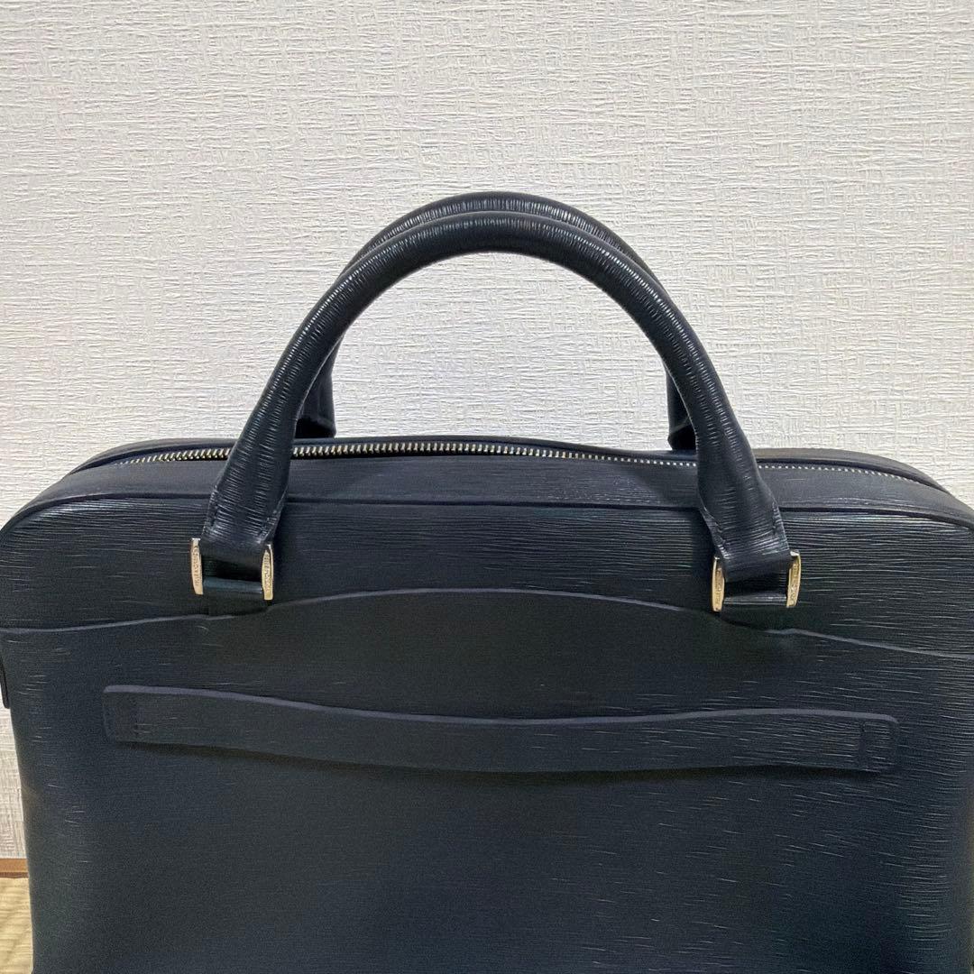 ペッレモルビダ キャピターノ 2way ブリーフケース