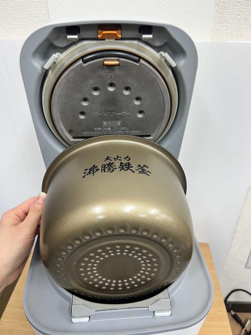 HITACHI 圧力IHジャー炊飯器RZ-V100DM（2020年製）5.5合 - メルカリ