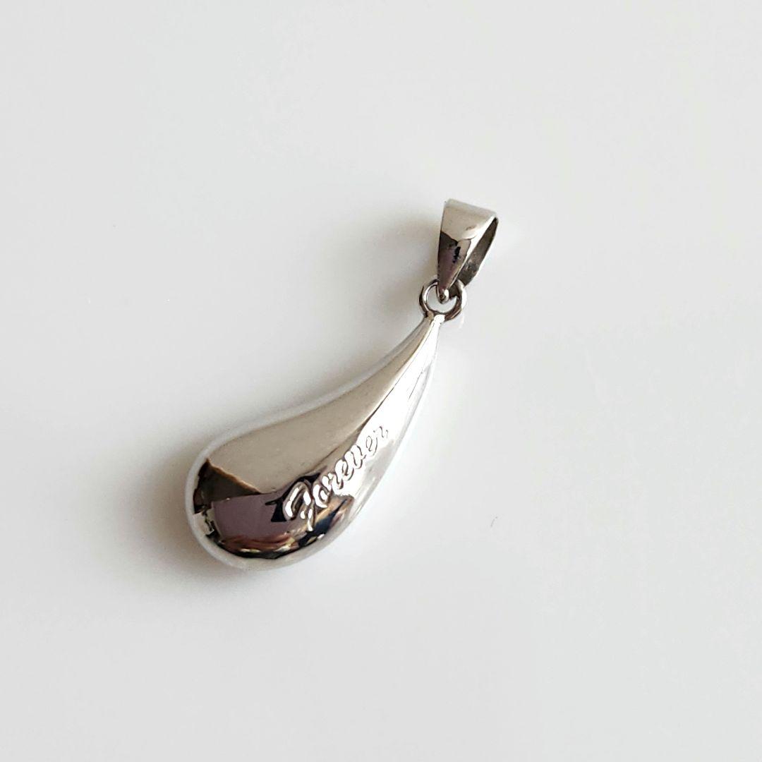 プラチナPt900　 ティアドロップ　ペンダントトップ　チャーム 刻印あり プラチナPt900 ティアドロップ ペンダントトップ チャーム 刻印あり