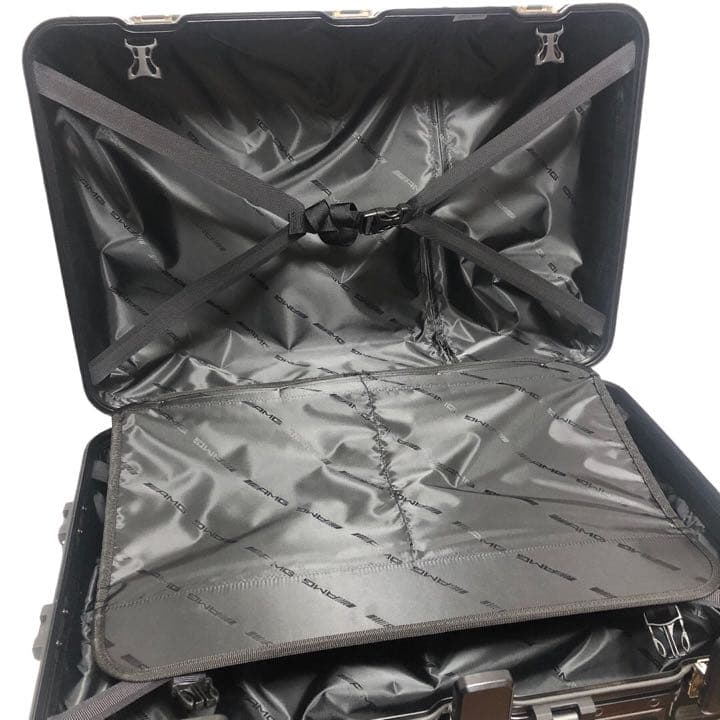 メルセデス・ベンツAMG】オリジナルスーツケース 非売品 【公式通販