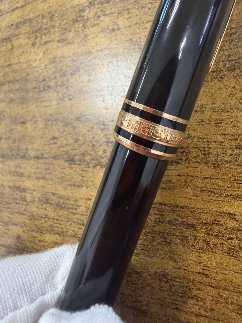 美品 MONTBLANC マイスターシュテュック ゴールドライン　芯なし