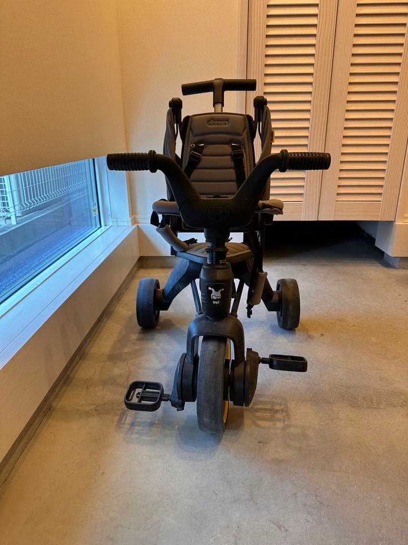 doona グレー 三輪ベビーカー 折りたたみ式 - メルカリ