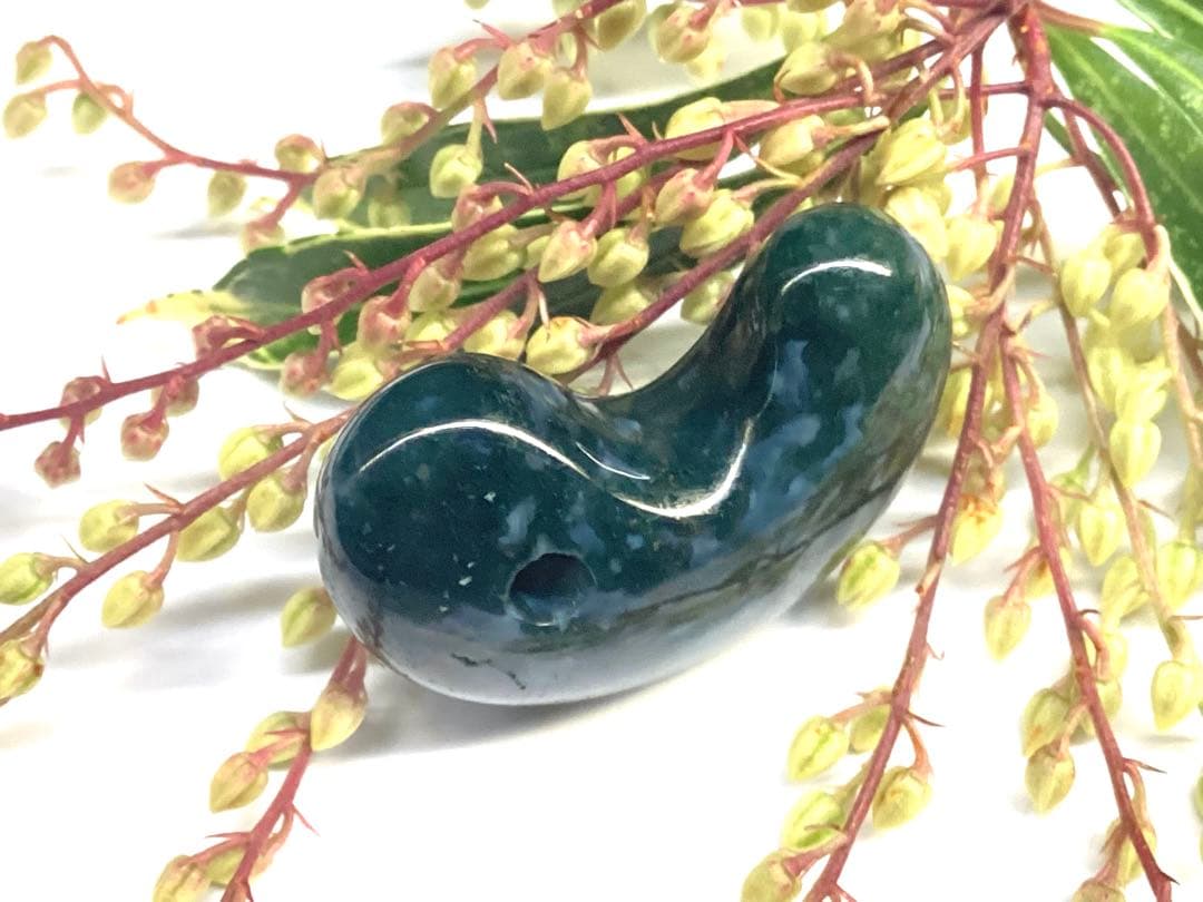 ✳最上位‼️出雲石【碧玉】勾玉 浮き草*雪輪のW文様入りのコレクション